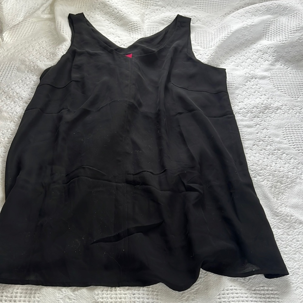 G.I.L.I. ladies black v-neck sleeveless top.  Excellent condition.  Size 12.